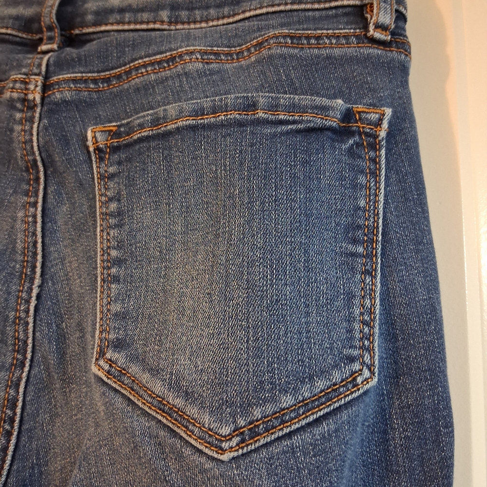 LOFT Modern Skinny High Rise Denim Jeans with Button Detail - Picture 5 of 8